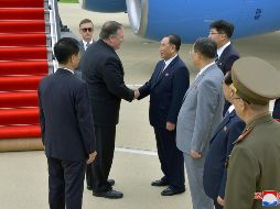 Pompeo fue recibido a su llegada por su homólogo Ri Yong Ho y por Kim Yong Chol, mano derecha del líder norcoreano. EFE /