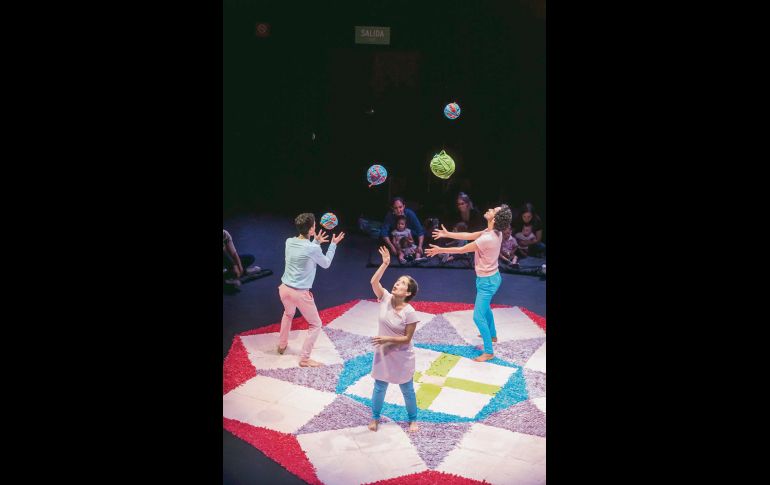 Diversión. La ficción utilizada en este tipo de teatro, se asemeja a la ficción lúdica que utilizan los niños al jugar.