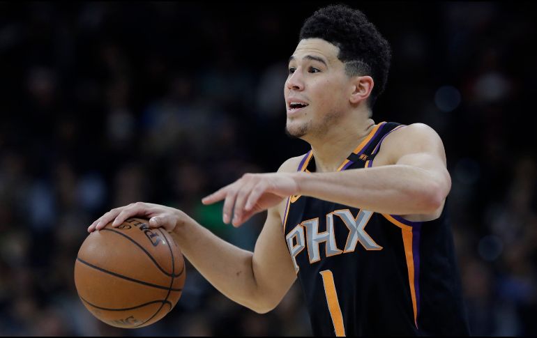El jugador franquicia de los Suns logró promedios de 24.9 puntos en su segunda temporada en la NBA. AP/E. Gay