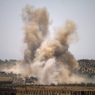 Defensa antiaérea siria responde a una "agresión" contra base aérea