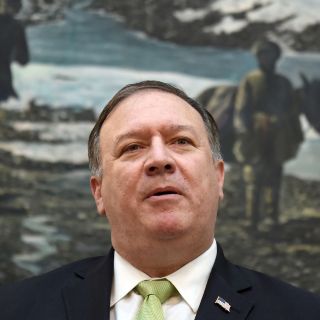 Pompeo refrenda compromiso de EU para lograr la paz en Afganistán
