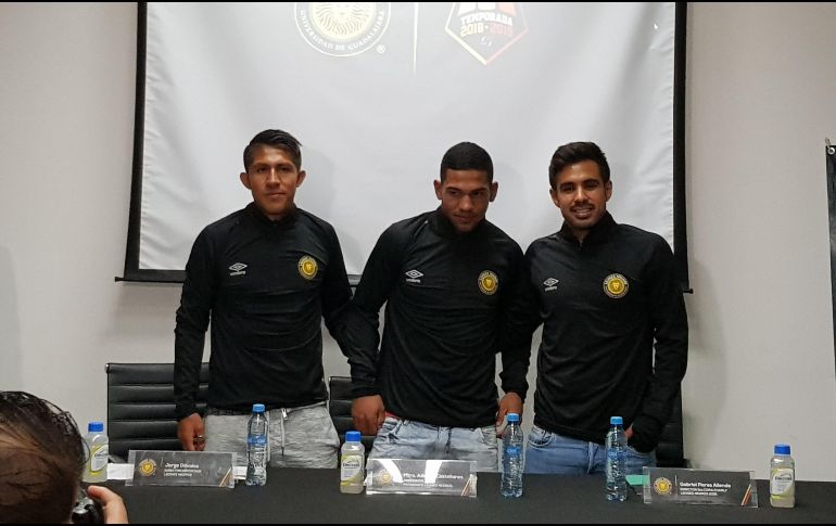 Imagen de la presentación de los tres refuerzos de Leones Negros. EL INFORMADOR / D. Reos
