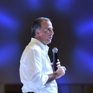 Meade se toma vacaciones en Acapulco para reflexionar "qué sigue"