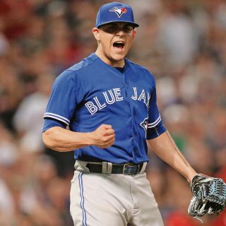 Posponen audiencia de Roberto Osuna