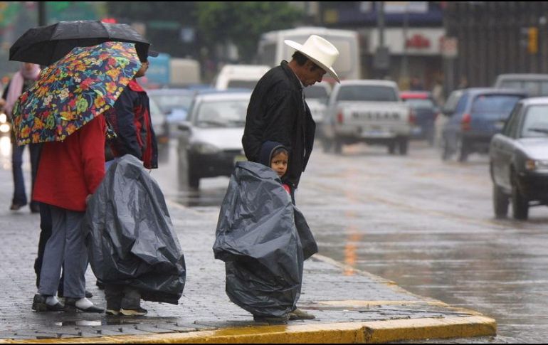 Prevén una temperatura máxima de 30-32 grados y una mínima de 12-14 grados, y un miércoles lluvioso para el área metropolitana de Guadalajara. EL INFORMADOR / ARCHIVO