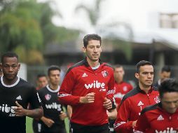 Omar González (centro) es una de las caras nuevas de los Zorros que se mostrará esta noche frente al América. EL INFORMADOR/F. Atilano