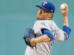 El abridor mexicano de los Rangers tiene marca de 3-1 esta temporada. AP