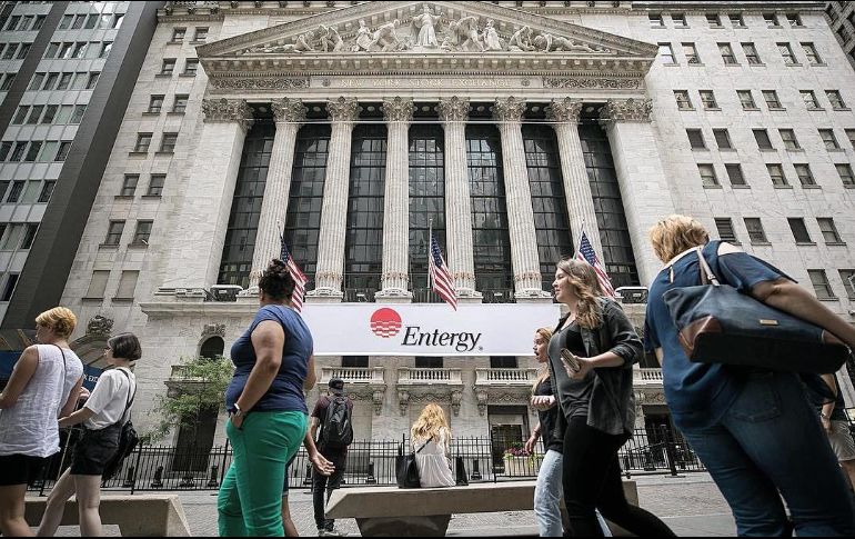 El NYSE Composite abre en alza con 50.54 puntos más respecto al cierre previo, colocándose en 12 mil 732.13 unidades. FACEBOOK / NYSE