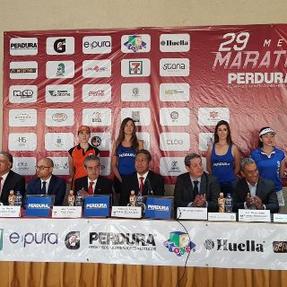 Presentan vigesimonovena edición del Medio Maratón Atlas