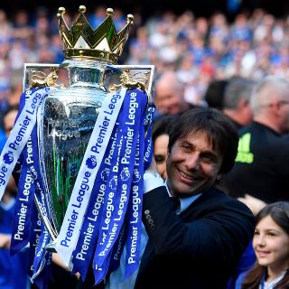 El Chelsea destituye a Antonio Conte como su entrenador