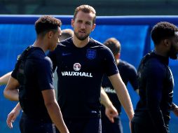 Harry Kane (C), de Inglaterra, es el líder goleador del Mundial, con seis goles. EFE/J. Herrero