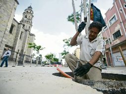 La demora en la entrega de obras del nuevo Paseo Alcalde preocupan a la Canaco, pues los establecimientos de la zona sufren por seguir en pie. EL INFORMADOR/F. Atilano