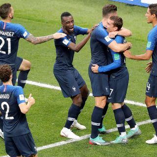 Al medio tiempo de la Final, Francia derrota a 2-1 a Croacia