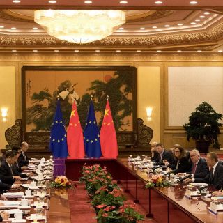 China y la UE acuerdan defender el sistema multilateral de comercio