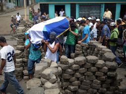 La violencia en el país latinoamericano ha dejado más de 350 muertos y mil 830 heridos. AFP/M. Recinos