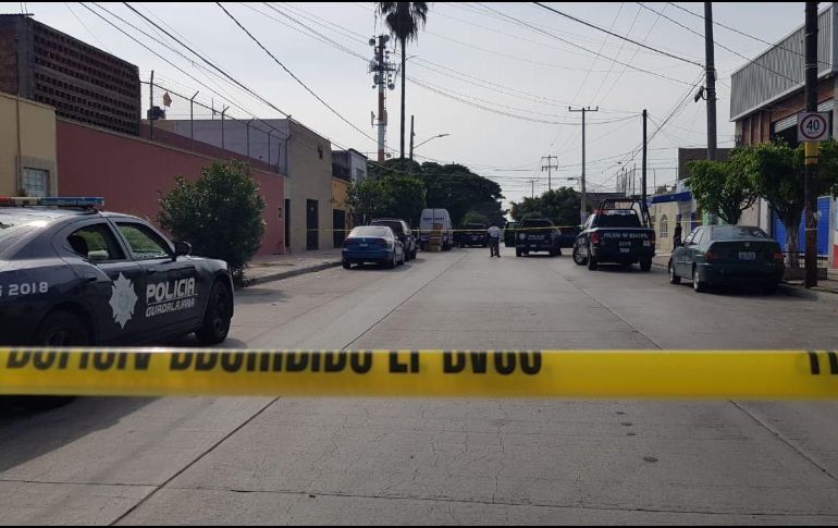 Tras solicitar el apoyo de la Policía se descubrió que el vehículo con la mercancía robada se encontraba en Medrano y la calle Silverio García. EL INFORMADOR/ S. Blanco
