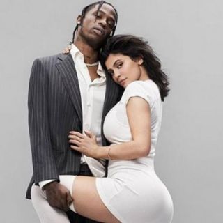 La atrevida pose de Kylie Jenner y su novio