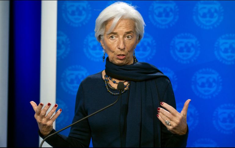 ''Aunque todos los países estarán peor en un conflicto comercial, la economía de EU es especialmente vulnerable porque mucho de su comercio global será sujeto a medidas de reciprocidad'', dice Christine Lagarde. AP / ARCHIVO