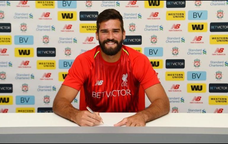 Becker se formó en el Internacional de Porto Alegre y llegó a la Roma en el 2016. INTERNET/www.liverpoolfc.com