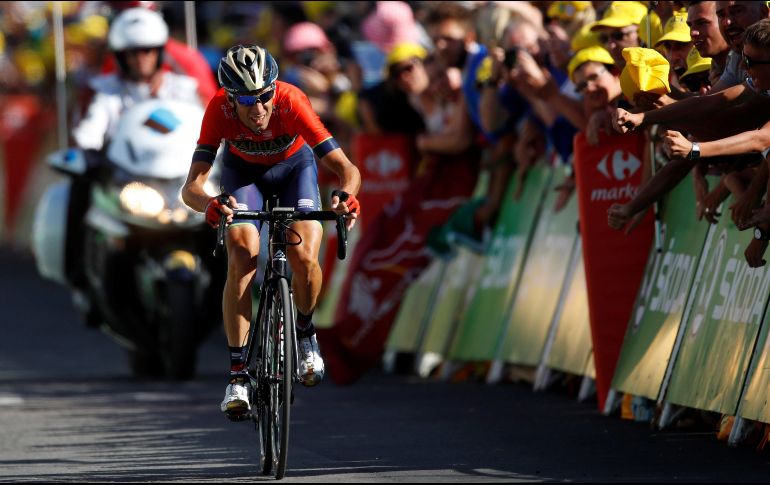 Pese a su lesión, el italiano Vincenzo Nibali logró terminar la etapa 12. EFE/K. Ludbrook
