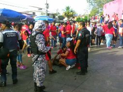 Autoridades detuvieron a más de cinco barra bravas de los felinos. SUN / C. Mendoza