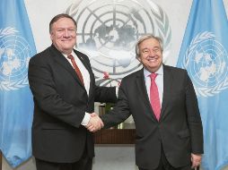 Encuentro. El secretario de Estado de Estados Unidos, Mike Pompeo, junto a Antonio Guterres, secretario general de la ONU. NTX