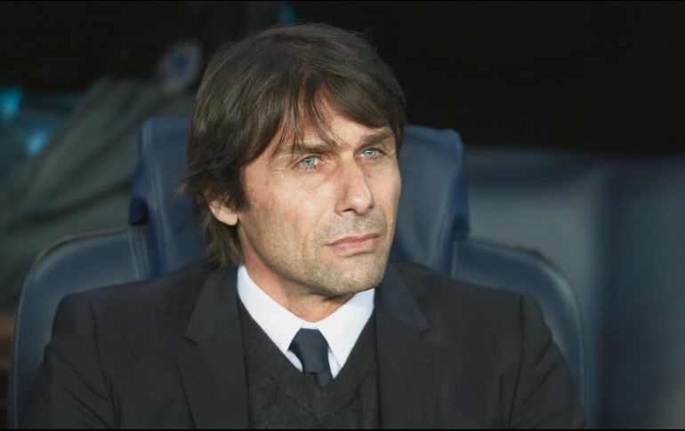 Antonio Conte. Acusa al Chelsea de “dañar su carrera”. AFP
