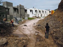 Estragos. El saldo del deslave en el Fraccionamiento Senderos del Lago, a una semana de que ocurrió. EL INFORMADOR/F. Atilano
