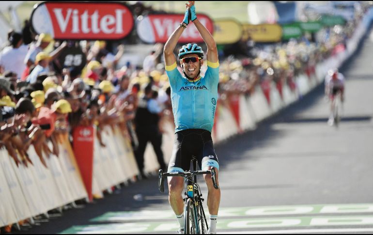 Omar Fraile (Astana) reconoció que la etapa con final en Mende la tenía marcada desde que conoció el recorrido y que con este éxito cumplió “un sueño”. AFP