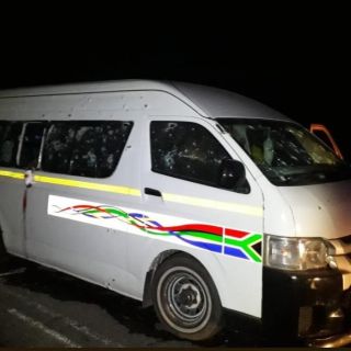 Desconocidos tirotean a un grupo de taxistas en Sudáfrica