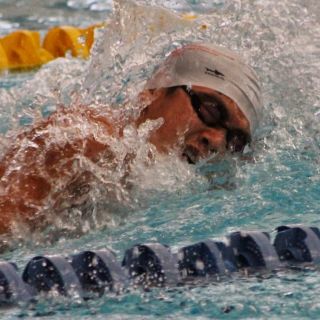 Nadador mexicano Song gana oro con récord en Barranquilla