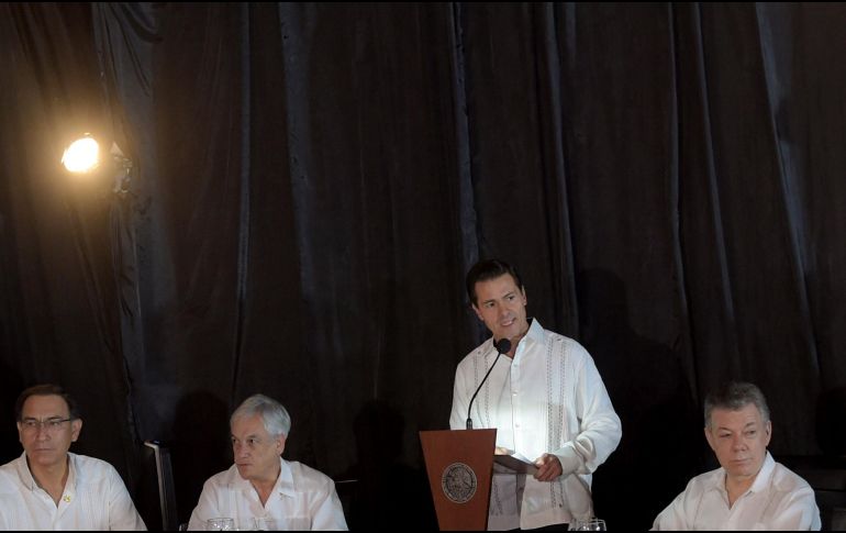 Peña Nieto ofreció una cena en honor de los Jefes de Estado de los países miembros de la Alianza del Pacífico y del Mercosur, en el marco de las actividades de la XIII Cumbre de la Alianza del Pacífico. NOTIMEX/Presidencia