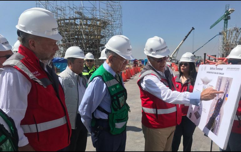 Jímenez se reunió el pasado 19 de julio con los directivos del Grupo Aeroportuario para analizar el avance de las obras. TWITTER / @JimenezEspriu