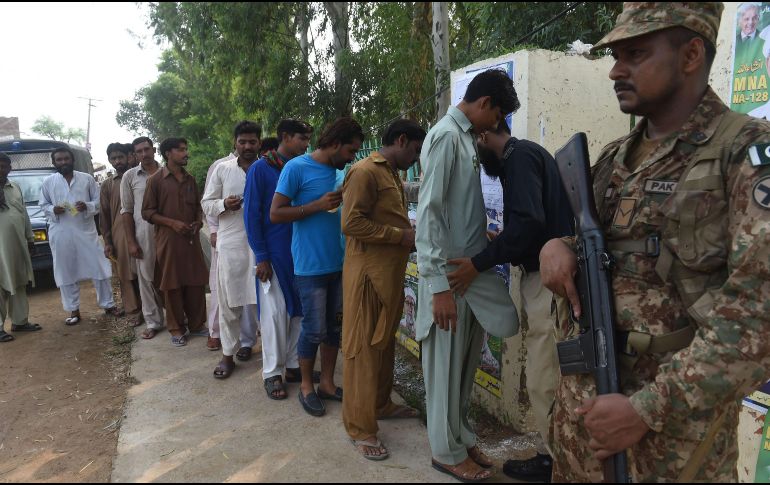 Este es el primer atentado de relevancia durante la jornada electoral de hoy en el país. AFP/A. Ali