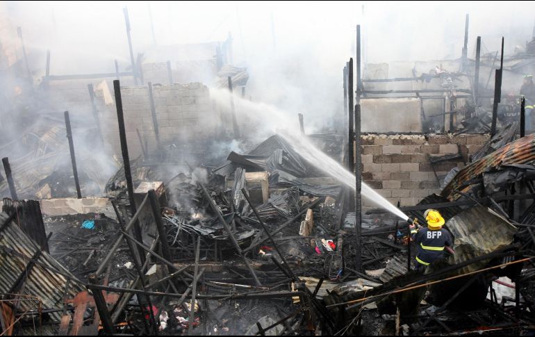 Unas tres mil casas han sido calcinadas por las llamas, según datos preliminares. NTX