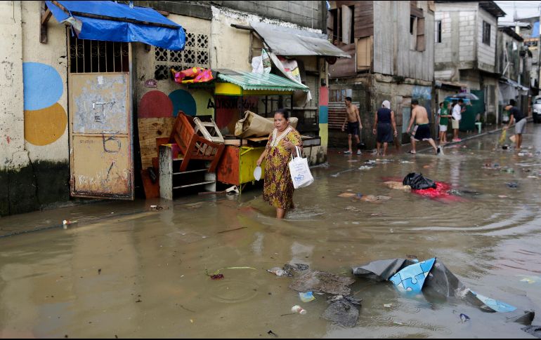 Las áreas más afectadas por las inundaciones fueron las provincias de Bulacan, Cavite, Bataan e Ifugao. EFE/R. Malasig