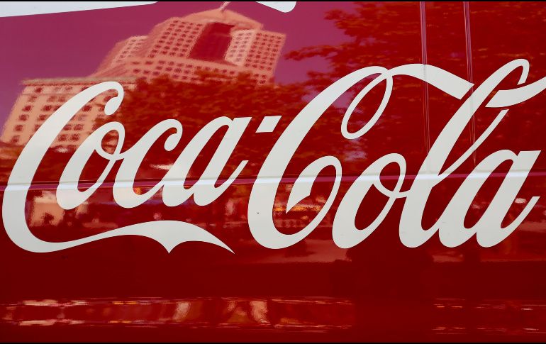 La multinacional indica que la bebida estandarte de la marca, Coca-Cola, lideró el crecimiento en el volumen de ventas. AP / ARCHIVO
