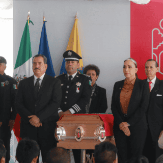 Rinden homenaje a policía caído en Tlaquepaque