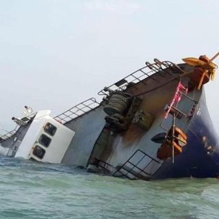 Un carguero chino naufraga en aguas de Malasia sin víctimas