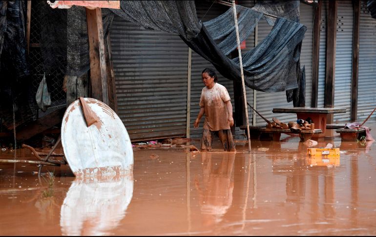 Al menos 13 aldeas de Attapeu quedaron inundadas tras el derrumbe. AFP/N. Nguyen