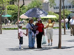 Ante las altas temperaturas, recomiendan atender los avisos que emiten el SMN, Protección Civil y las autoridades estatales y municipales. EL INFORMADOR/ARCHIVO