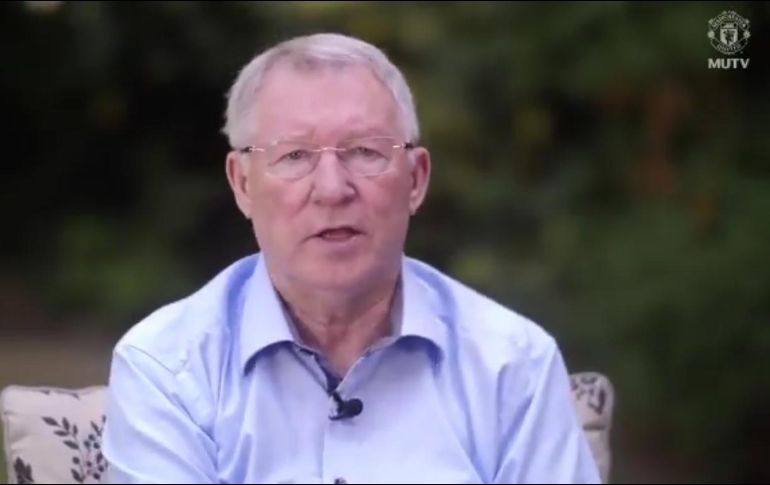 Ferguson promete volver a Old Trafford para ver jugar al United. TWITTER/@ManUtd