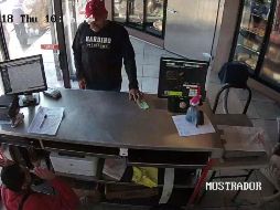 Del hecho se dio parte a la Fiscalía General y al Servicio Médico Forense para iniciar las indagatorias y trasladar el cuerpo a la morgue. ESPECIAL