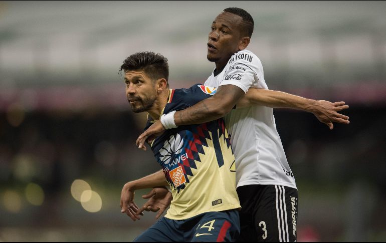 Jiménez (D) afirma que América tendrá la presión de tener que ganar en su debut en el estadio Azteca. MEXSPORT/ARCHIVO