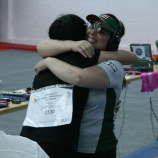 Tiradoras mexicanas Quezada y Zavala ganan oro y plata en Centroamericanos