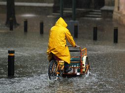 Una de las zonas afectadas por la caída pluvial fue la de los Arcos del Milenio. EL INFORMADOR/ ARCHIVO