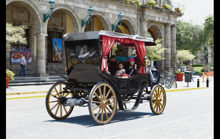 En mayo del 2018 comenzaron a circular las primeras calandrias eléctricas.