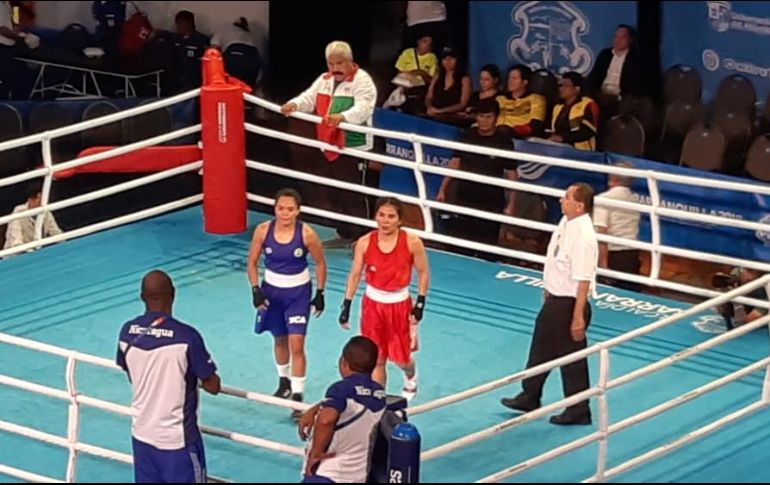 Con dominio total en la pelea, Crisna no dio opciones a su oponente para imponerse de manera contundente. TWITTER / @CONADE