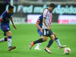 Debido a la lluvia y la superficie mojada, ninguno de los dos equipos pudo desarrollar su mejor juego. MEXSPORT/I. Ortiz