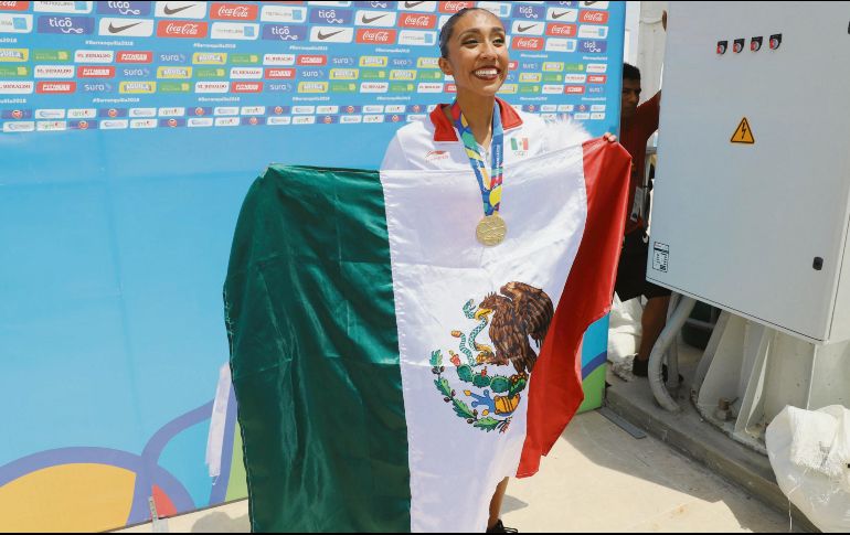 Joana Jiménez consiguió oro en natación artística y con su presea México llegó a 200 medallas en la justa centroamericana y del Caribe. CONADEA